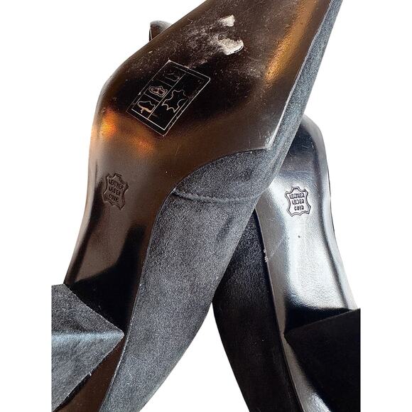 ROBERT CLERGERIE BLACK SUEDE POINTED TOE TRIANGLE HEEL PUMPS - - Picture 5 of 5